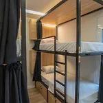 7even Boutique بيت شباب تيرانا