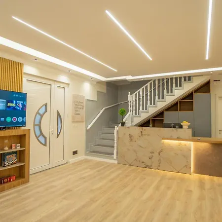 Hostal 7even Boutique Tirana