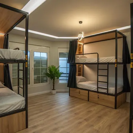 7even Boutique Hostal *