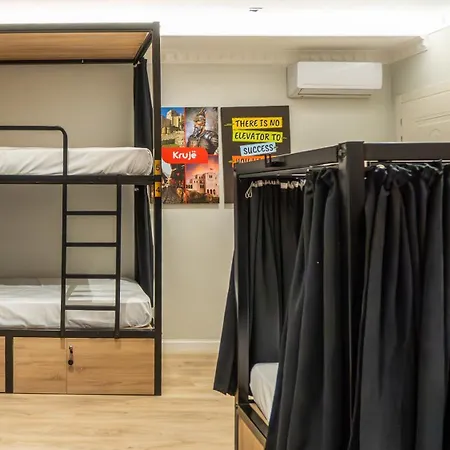 Hostel 7even Boutique
