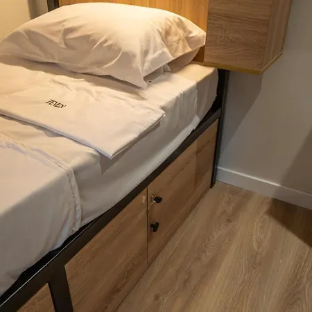 7even Boutique Hostel *